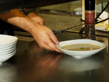 Festlich angerichtete Speisen